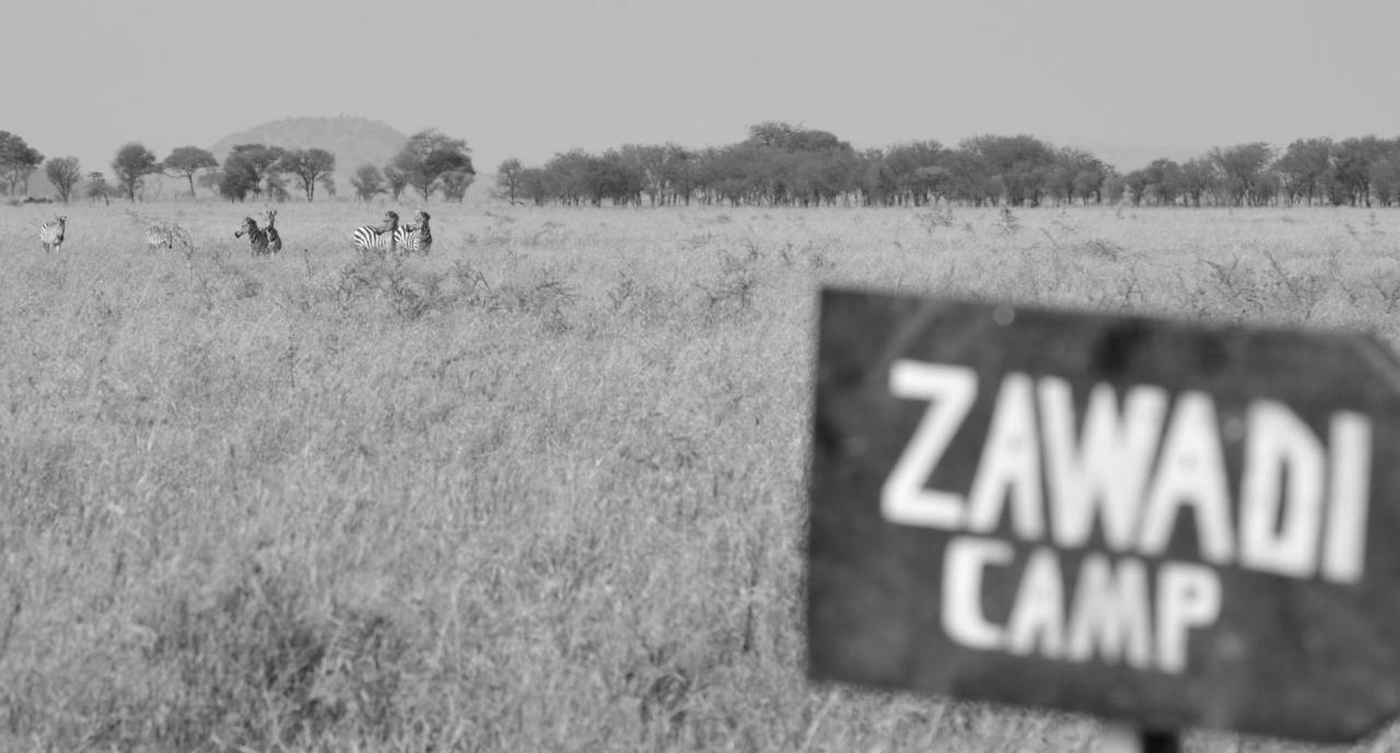 Hotel Zawadi Camp Serengeti-Savanne Exterior foto