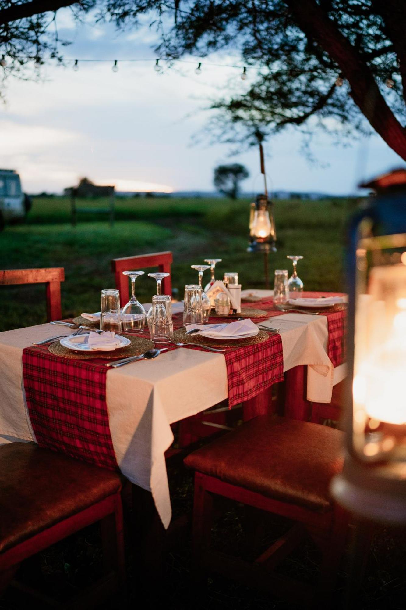 Hotel Zawadi Camp Serengeti-Savanne Exterior foto